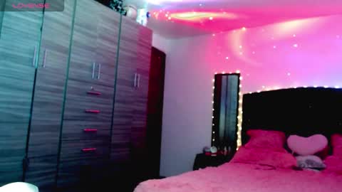 Juli online show from November 15, 4:10 am