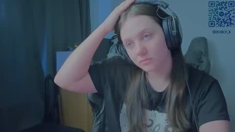 Snapshot of holy_kveta chatting on July 17, 4:08 am Kviki online show from July 17, 4:08 am