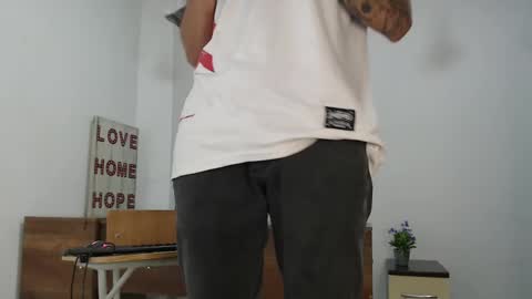 holy_sin online show from February 26, 8:33 pm