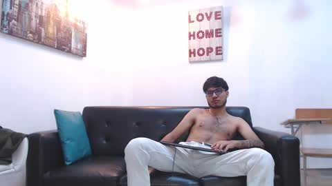 holy_sin online show from March 7, 9:38 pm