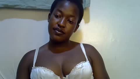honey_dropp1 online show from May 22, 5:18 pm