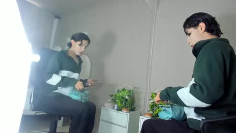 honey_hex_ online show from May 19, 12:33 pm
