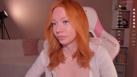 honeyautumn online show from April 14, 12:05 am