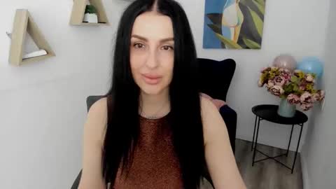 Jacqueline online show from June 10, 5:07 am