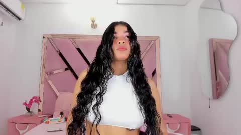 honeyht online show from August 2, 12:25 pm