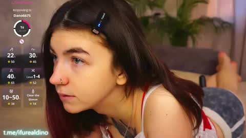 Snapshot of honeykadakia chatting on February 6, 6:40 am Jane online show from February 6, 6:40 am