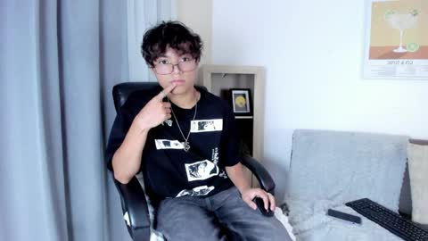 honeymoon_sariel online show from June 8, 4:13 am