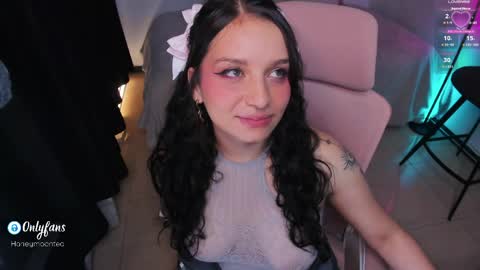       online show from May 13, 11:44 pm