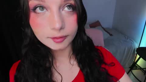       online show from June 3, 11:54 pm