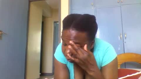 Honeymuny online show from November 6, 7:53 am