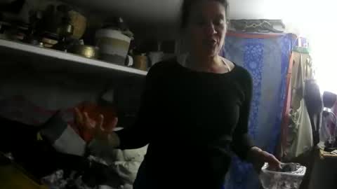 hoodoou online show from February 13, 2:18 am