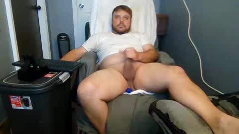 Snapshot of hookset21bro chatting on December 5, 6:04 pm hookset online show from December 5, 6:04 pm