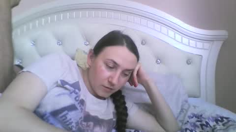 hootloove69 online show from May 26, 3:30 pm