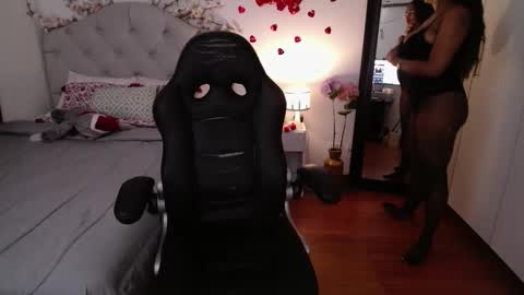 hope11x online show from February 26, 4:06 pm