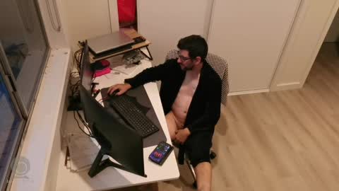 hopefulguy86 online show from May 23, 7:13 am
