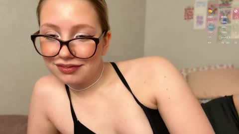 Audrey online show from January 22, 3:52 am