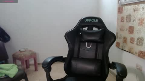 horny and daring online show from November 12, 12:44 am