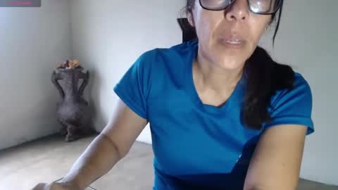 Snapshot of horny_and_daring chatting on July 3, 11:38 am horny and daring online show from July 3, 11:38 am