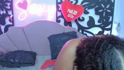 CATALINA Y LAURA  online show from February 16, 3:15 am