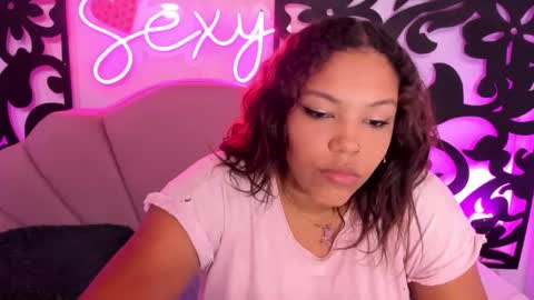 CATALINA Y LAURA  online show from February 28, 1:05 am