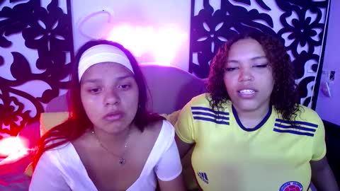 CATALINA Y LAURA  online show from September 10, 4:34 am