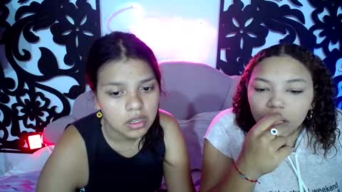 CATALINA Y LAURA  online show from September 13, 6:29 pm