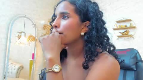 Horny Curls  online show from June 25, 5:12 am