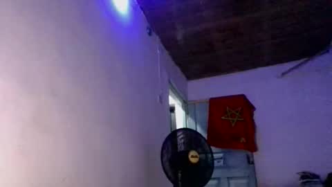 horny_ebony34 online show from April 7, 10:53 pm