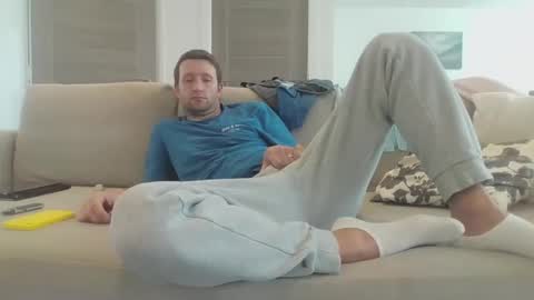 horny_jay86 online show from September 18, 9:33 am