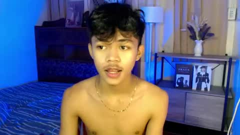 Snapshot of horny_joshxxx chatting on July 4, 10:38 pm horny_joshxxx online show from July 4, 10:38 pm