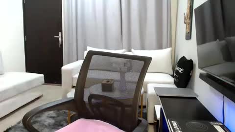 horny_princcess online show from March 18, 12:14 am