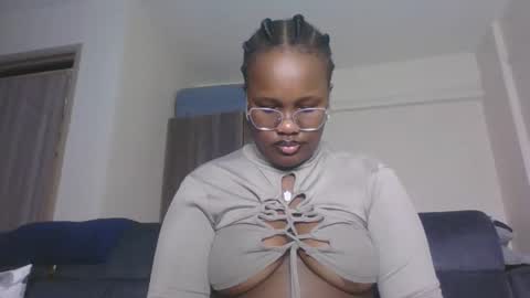 Lucy online show from May 25, 1:17 pm