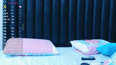 Khloe  online show from February 6, 12:30 pm