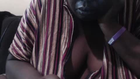Snapshot of hornybigtitts chatting on January 28, 12:22 pm monica zain online show from January 28, 12:22 pm