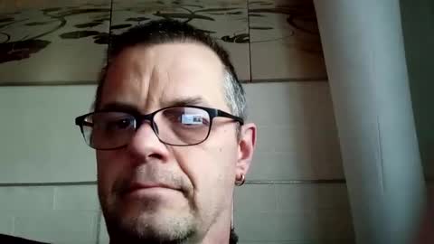 Snapshot of hornycum71 chatting on December 30, 12:09 pm Thorsten online show from December 30, 12:09 pm