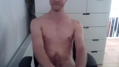 hornydutchman69 online show from May 25, 2:23 pm
