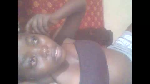 hornygal001 online show from April 18, 8:09 pm