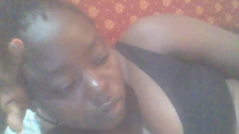 Snapshot of hornygal001 chatting on July 1, 7:32 am hornygal001 online show from July 1, 7:32 am