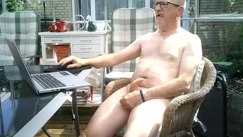 Horny James online show from June 21, 8:39 am