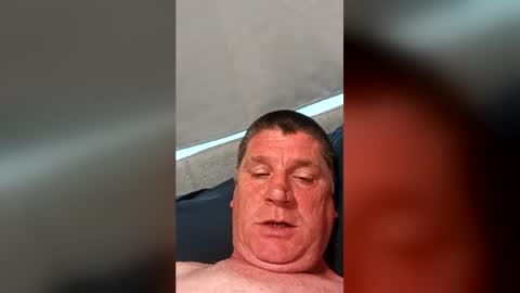 Snapshot of hornyman6942842 chatting on July 7, 5:17 pm hornyman6942842 online show from July 7, 5:17 pm