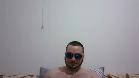 hornymonkey991 online show from April 18, 7:07 pm