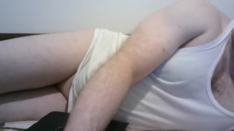 Snapshot of hornymonkey991 chatting on June 8, 4:40 pm hornymonkey991 online show from June 8, 4:40 pm
