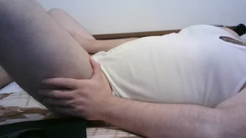 Snapshot of hornymonkey991 chatting on June 12, 6:29 pm hornymonkey991 online show from June 12, 6:29 pm