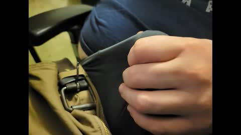 Say hi if horny online show from April 2, 2:20 am