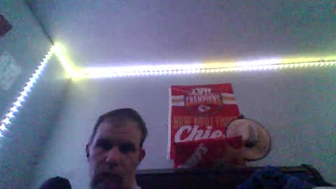 Snapshot of hornypierceddad chatting on March 2, 2:14 am hornypierceddad online show from March 2, 2:14 am