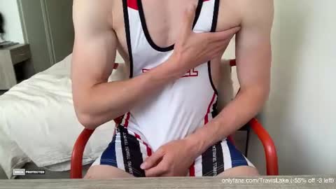 Snapshot of hornytwunk01 chatting on June 16, 11:24 am hornytwunk01 online show from June 16, 11:24 am