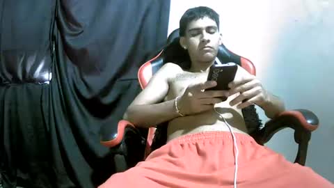 Snapshot of hot__mechanic chatting on July 8, 2:10 pm hot__mechanic online show from July 8, 2:10 pm