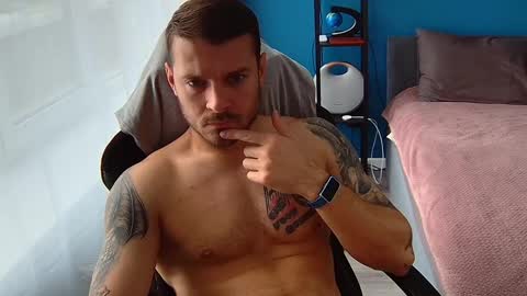 Snapshot of hot_cap_77 chatting on May 11, 10:10 am hot_cap_77 online show from May 11, 10:10 am