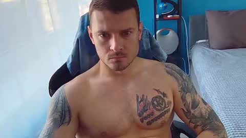 hot_cap_77 online show from June 22, 12:13 pm