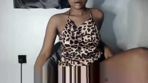 sonia  mis choco online show from April 12, 10:20 am